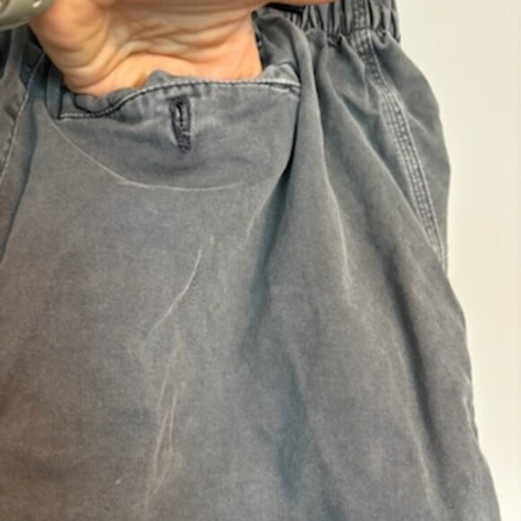 Old Navy Cotton Everyday Gray Washed Short Small - Picture 6 of 8